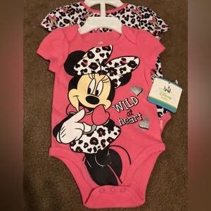 0/3 month Minnie Mouse onesies NWT